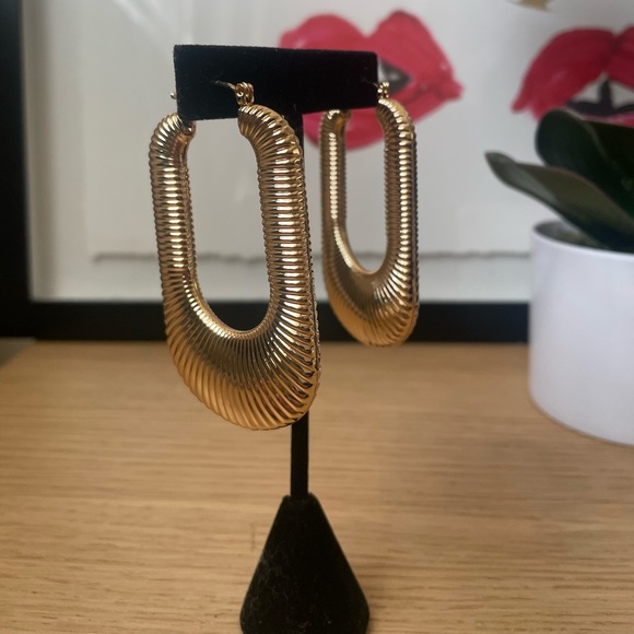 90s Vintage Earrings - Picture 1 of 2